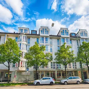 Hotel Leonardo West ****