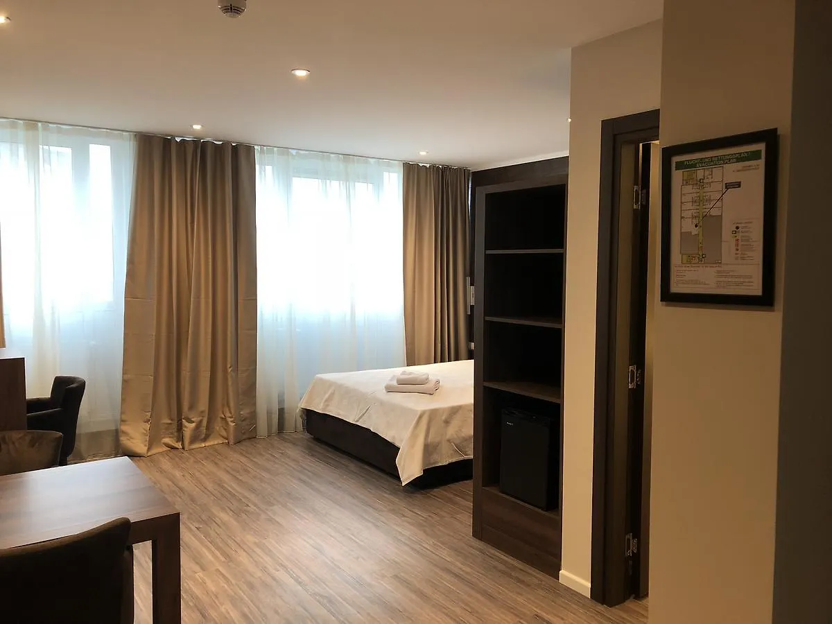 Stadthotel Amburgo 3*,